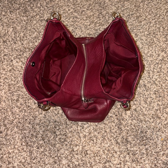 Vintage Coach Authentic Deep Red Leather Shoulder Bag - Picture 7 of 13